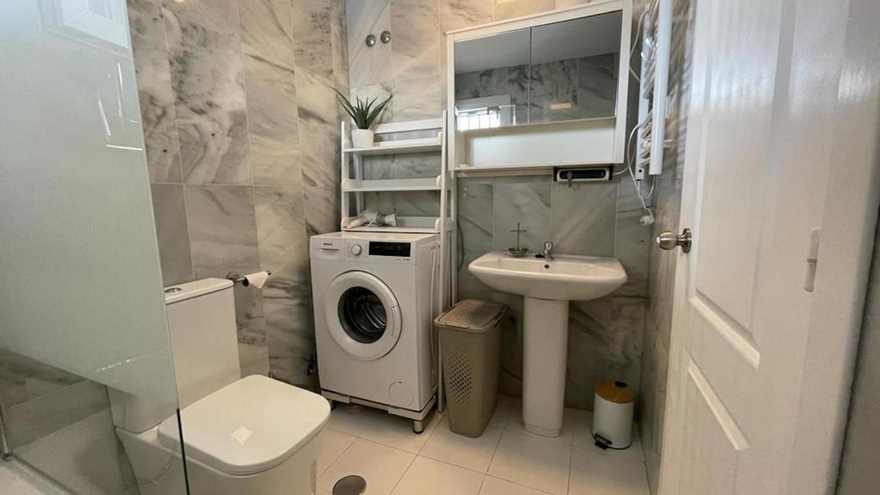 Seaview Apartment Mira Andalus Sitio de Calahonda Екстериор снимка